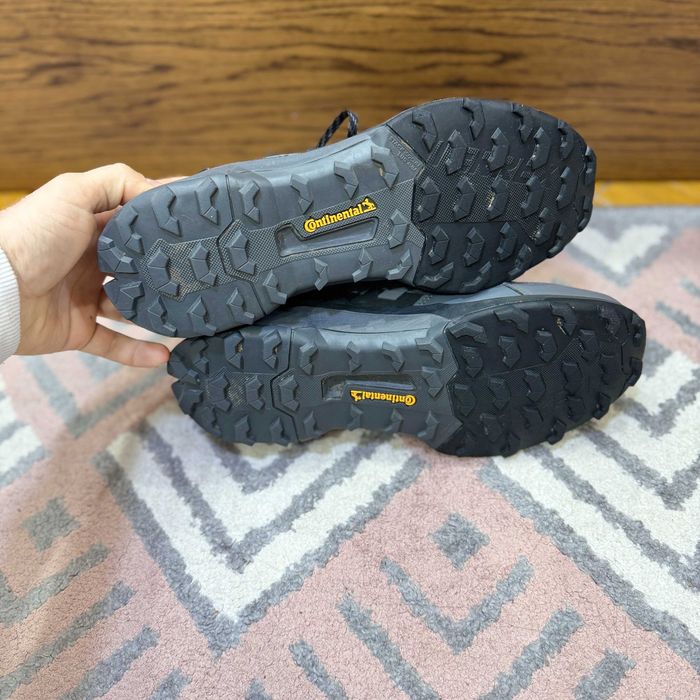 Adidas Terrex на мембране Gore-Tex 42