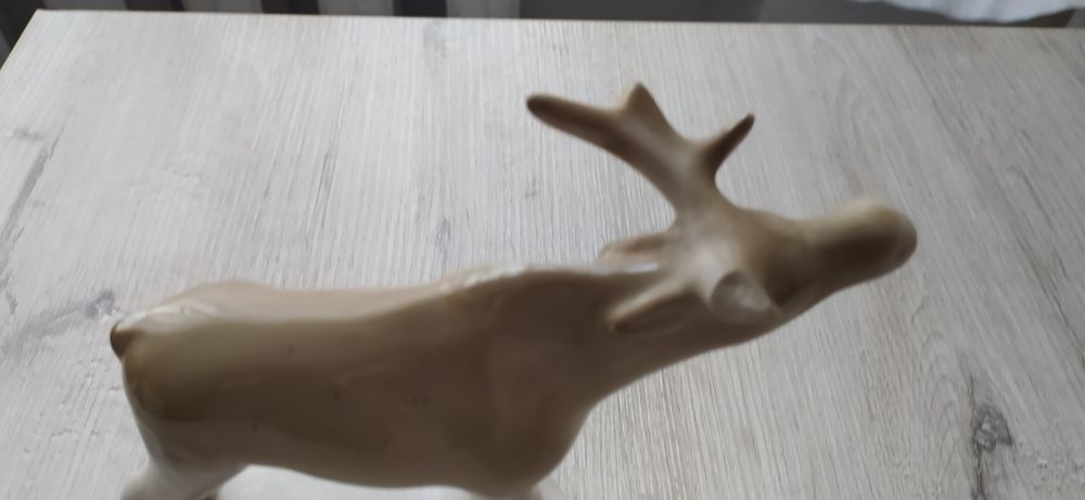 Porcelanowa figurka Połonne.