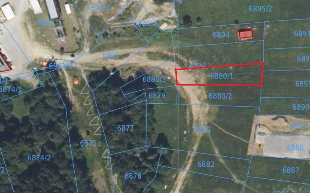 Działka 835 m² – strategiczna na trasie narciarskiej do gondoli