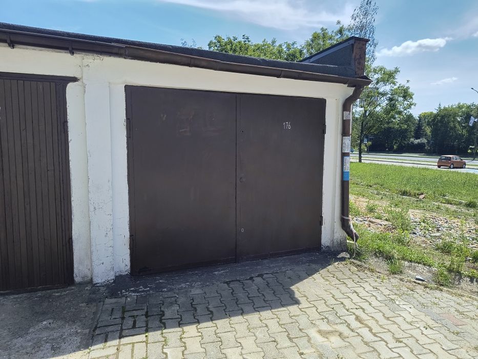 Garaż murowany z kanałem. - Widok 2