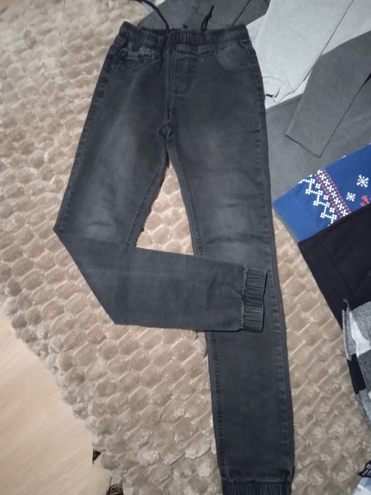 Одяг для хлопчика підлітка