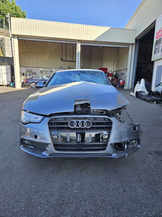 Audi A5 Sporback 2.0 TDi de 2012 para peças