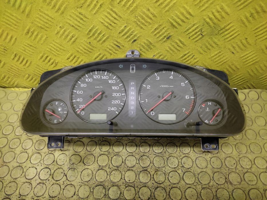 subaru legacy iv 2.5 licznik 85012ae230