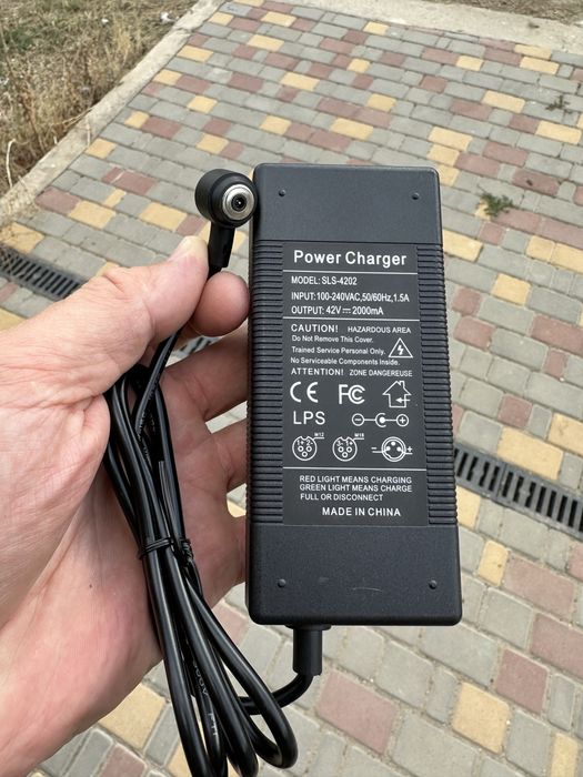 Зарядний пристрій Xiaomi Electric Scooter 4/4Pro на магніті