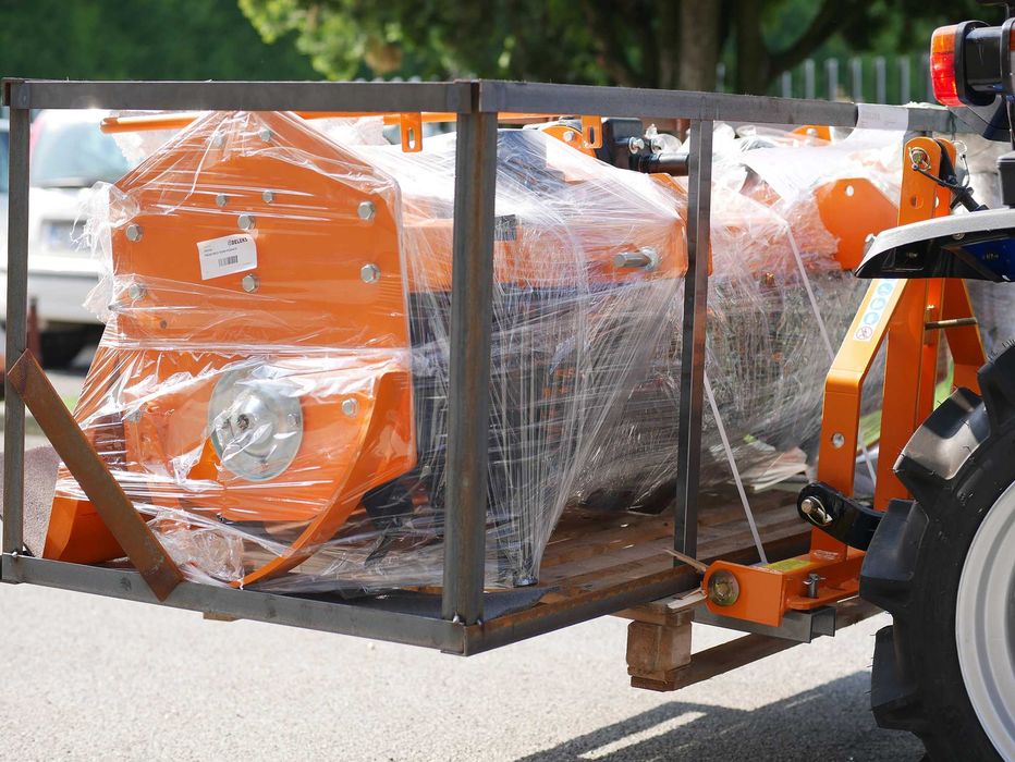 Garfo Porta Paletes 300kg p/Trator Compacto (Novo)-D-300 *IVA INCLUSA*