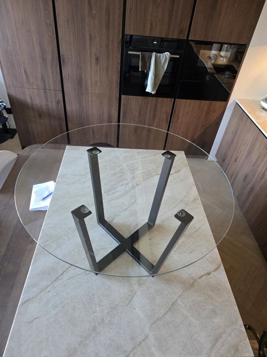 Szklany stolik 80cm