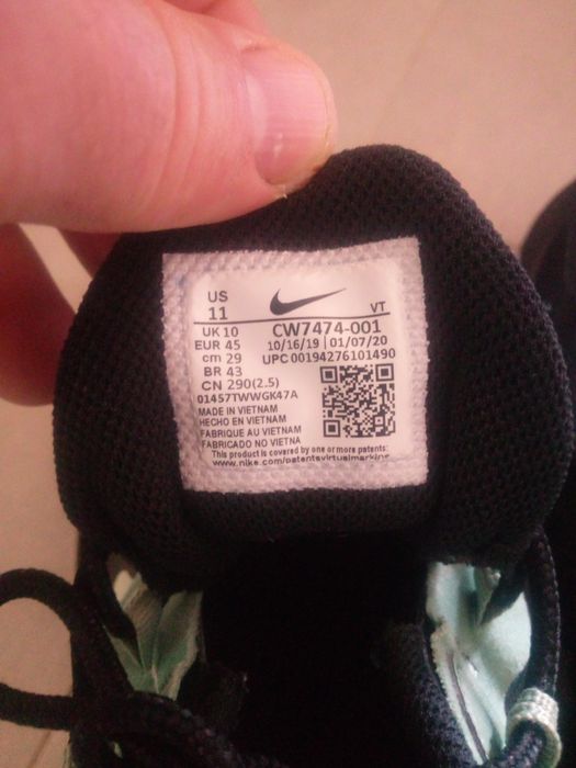 Buty Nike Air Max 270 React (CW7474-001) BLACK VOLT
Producent: Nike