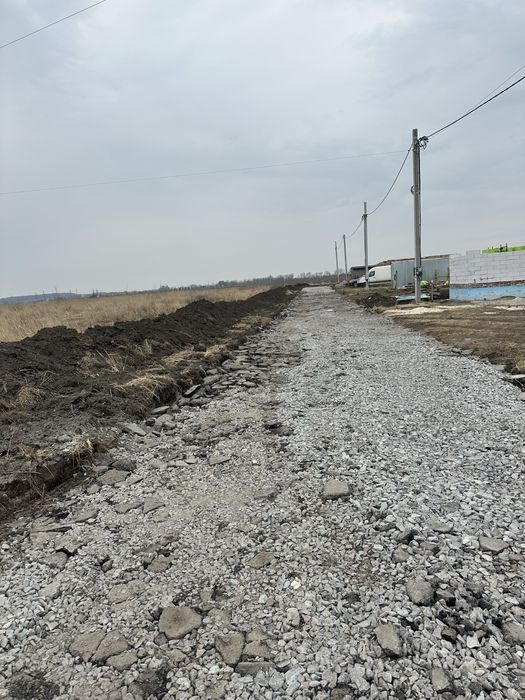 Продаж земельноі ділянки на Таращанському (Царське село)