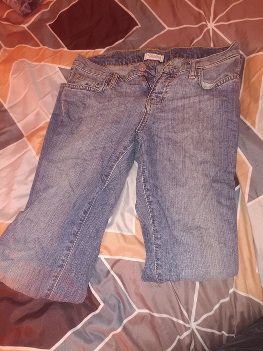 Ubrania do sprzedania