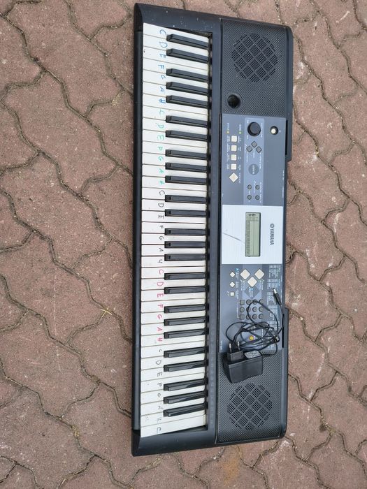 Keyboard Yamaha YPT-230