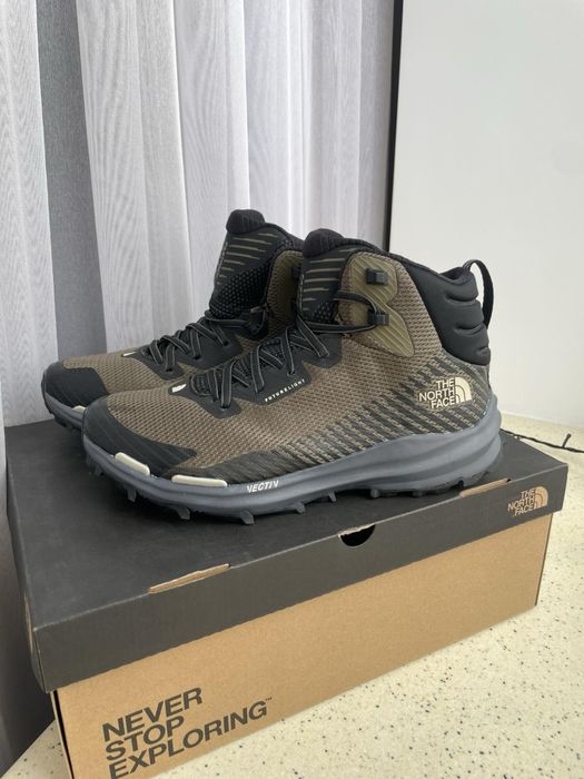 Черевики кросівки The North Face Waterproof (від 42- до 45р.)