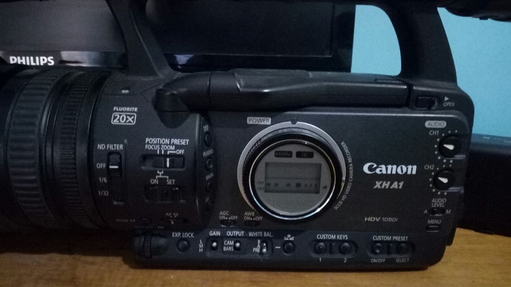 Відеокамера професійна / Видеокамера Canon XH A1 відеозйомка
