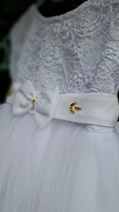 Sukienka do chrztu świętego stylizowana folk