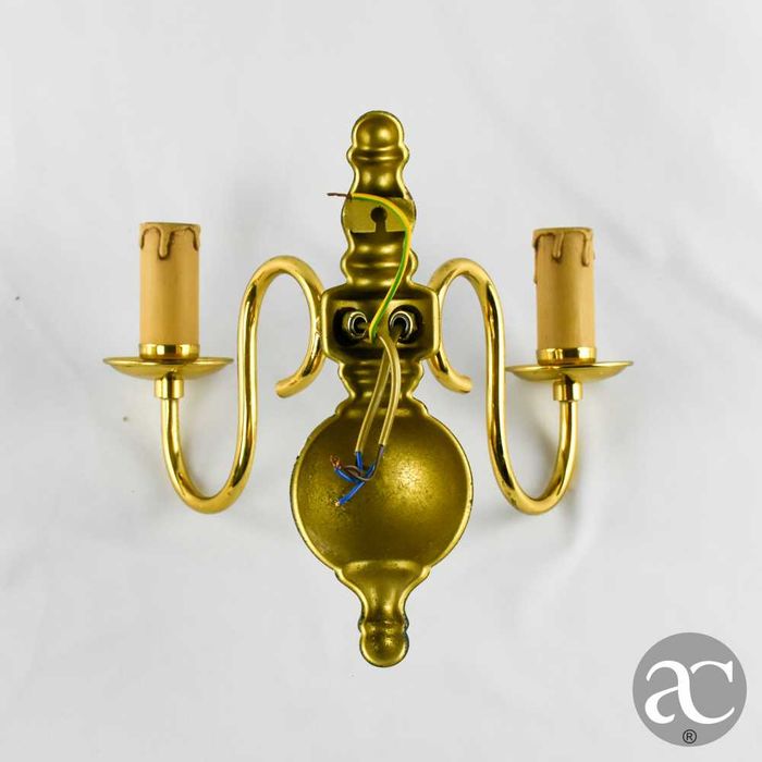 Par apliques parede de 2 lumes metal dourado, meados do séc. XX nº 2