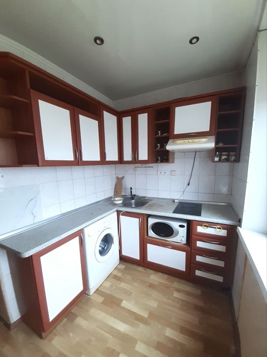 Продажа 2 ком. квартиры у порога метро Победа.