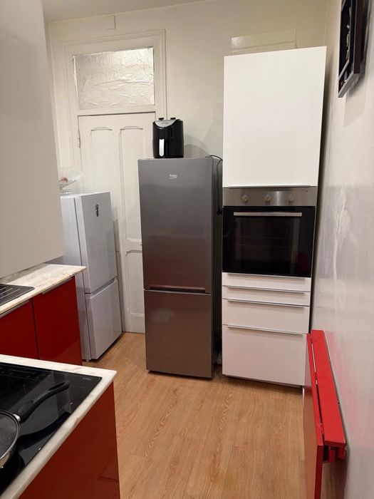 Quarto para arrendar na graça a 10 minutos da estaçao santa polonia