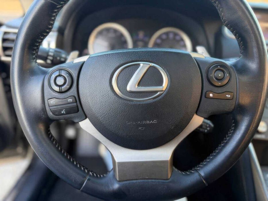 Lexus IS 250      2015