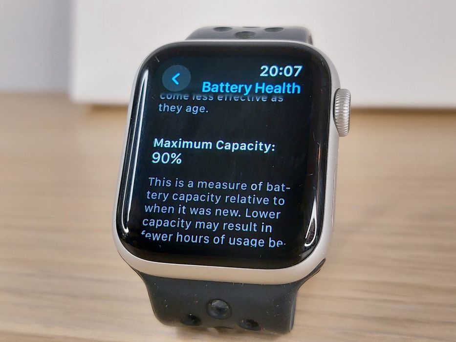 Apple Watch Series 4 Nike 40mm GPS