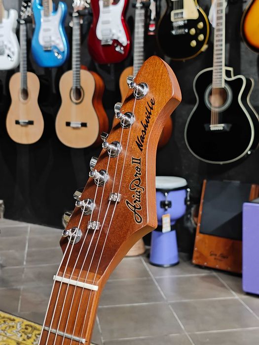 Zestaw Gitara Elektryczna Aria 615Mk2 (BKDM) Nashville + Laney LG35R