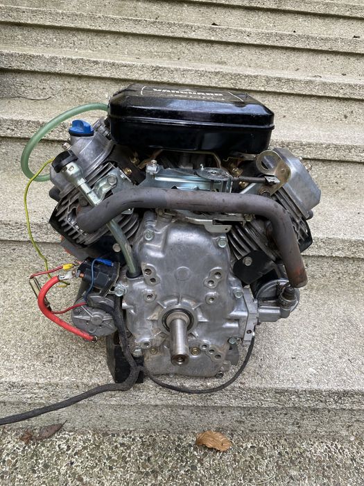 Silnik Briggs & Stratton Vanguard 16 KM