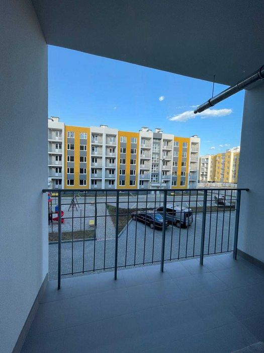 В продажу 2 квартира нова на 2 поверсі  -  7 Небо, вул. Маріупольська