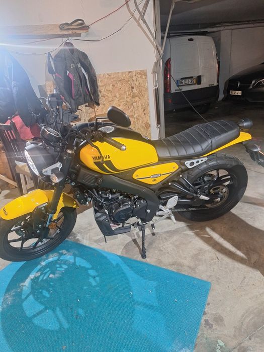 Moto yamaha xsr 125