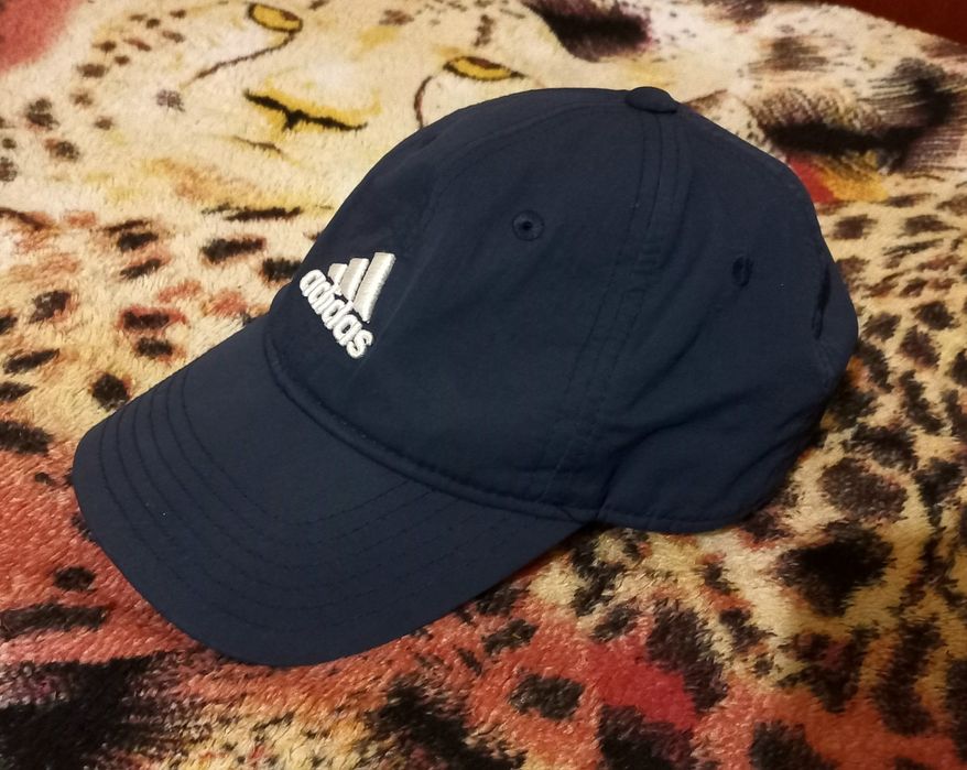 Кепка Adidas size M.