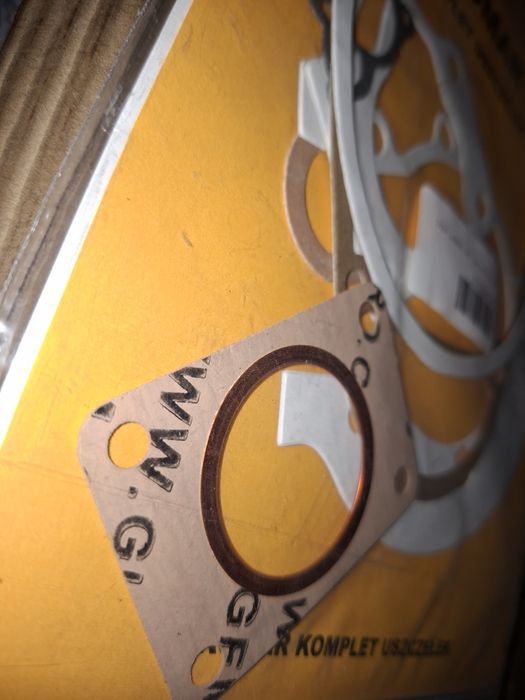 Nowy polski kpl uszczelki silnika s38 jajko romet komar biegi w rece