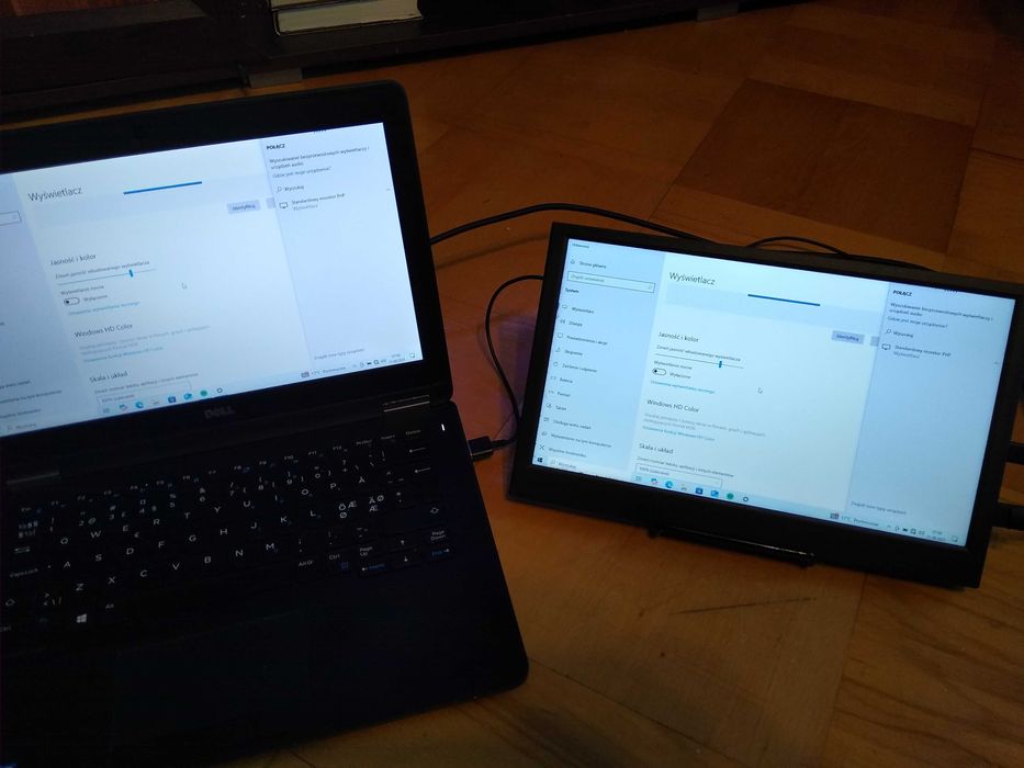 monitor 11,6 cala 1366x768