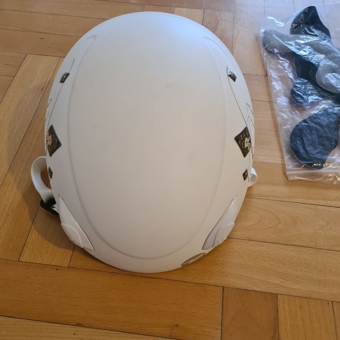 Kask narciarski Rossignol
