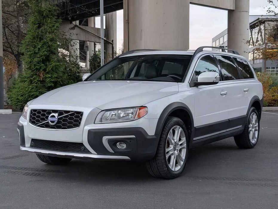 Volvo XC70      2016