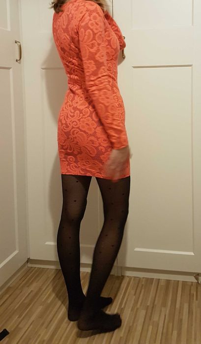 Sukienka z dlugim rękawem