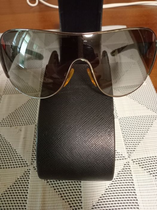 Продам очки Прада