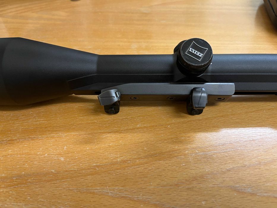 Mita Telescopica Zeiss com montagem Blaser