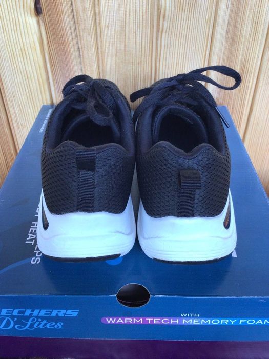 Фирменные кроссовки Skechers, р 38(25 см)