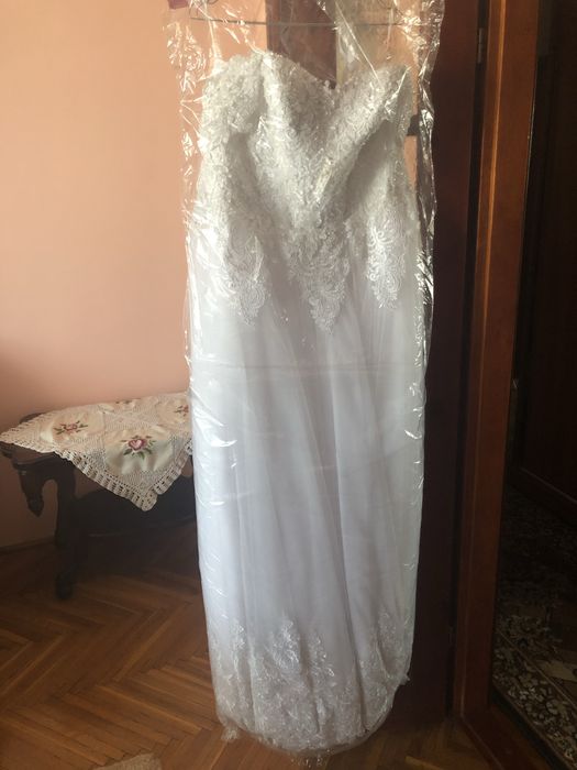 Розкішна весільна сукня за вигідною ціною
