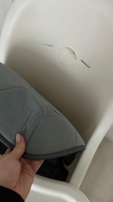 Стільчик для годування carello