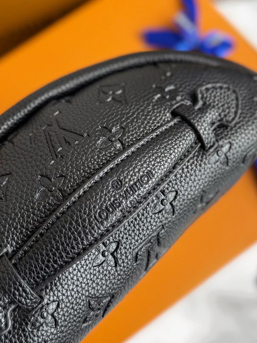 Бананка чорна чоловіча жіноча Louis Vuitton bumbag луи витон кожа
