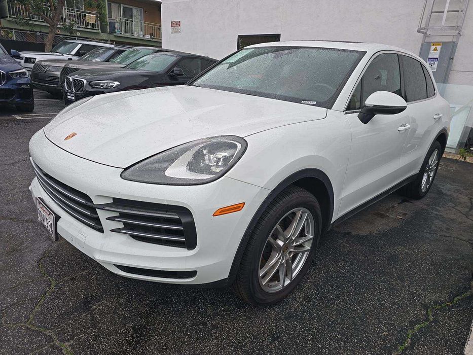 Porsche Cayenne 2023 — це еталон динаміки