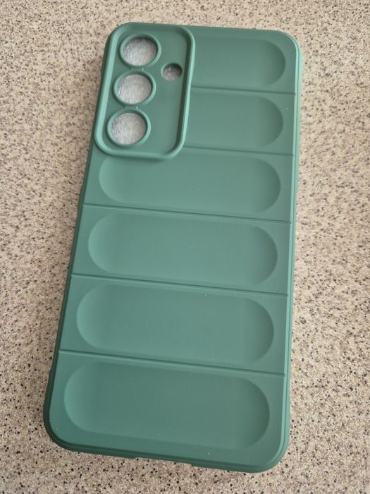 Etui, case na Samsunga s24+