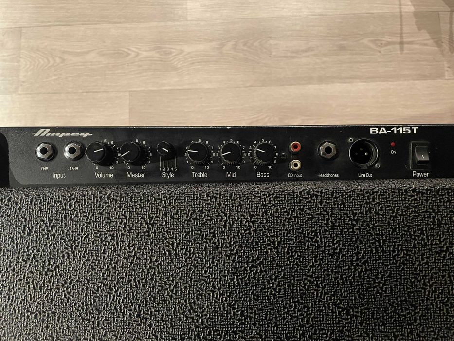 Ampeg BA-115T – combo basowe 100 W
