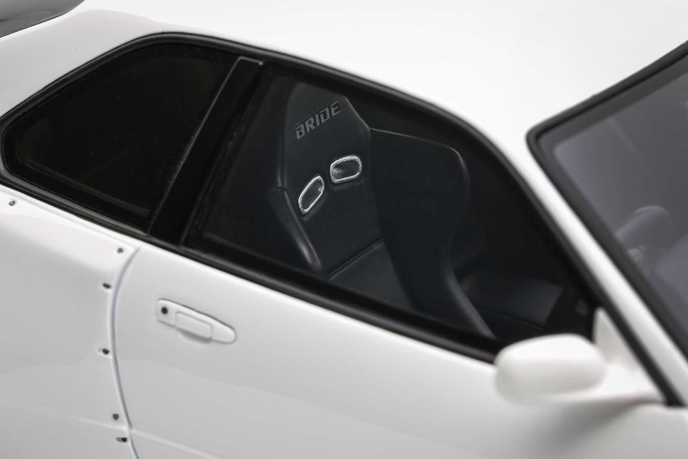 1:18 Otto Nissan Skyline GT-R (R34) KRC Body Kit 2019 pearl white