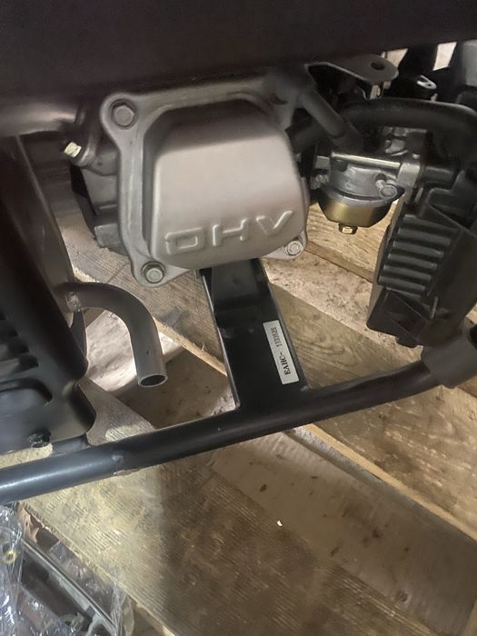 Бензогенератор Honda EP2500 CX - AVR GX160  Оригинал Япония !