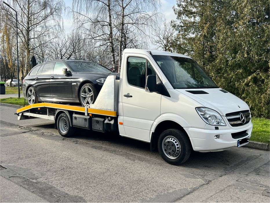 24/7 Послуги евакуатора, лафета, вантажні перевезення