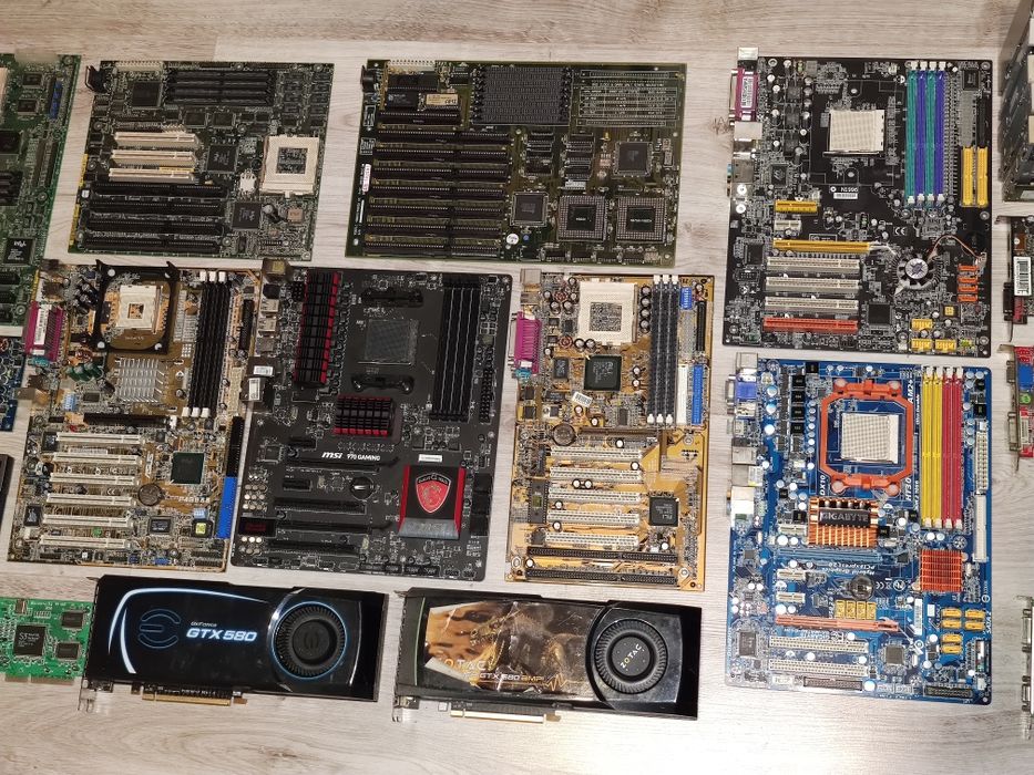 Stare / Retro podzespoły komputerowe