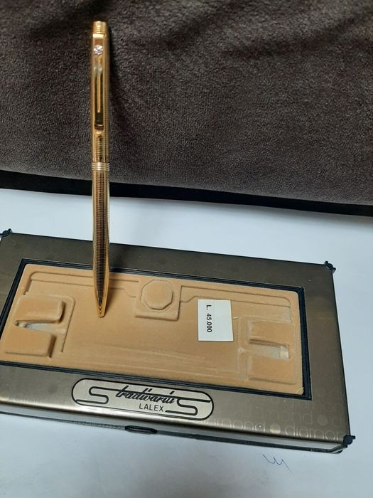 Ручка lalex страдіварі кулькова