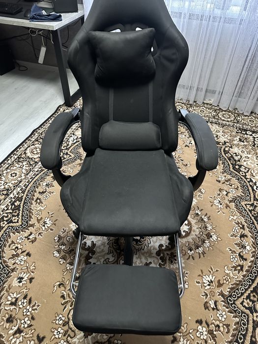 ТЕРМІНОВО:      Продам Власне Ігрове Компʼютерне Місце