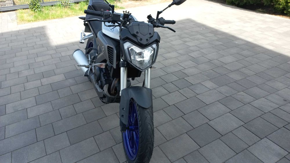 Motocykl Yamaha MT-125