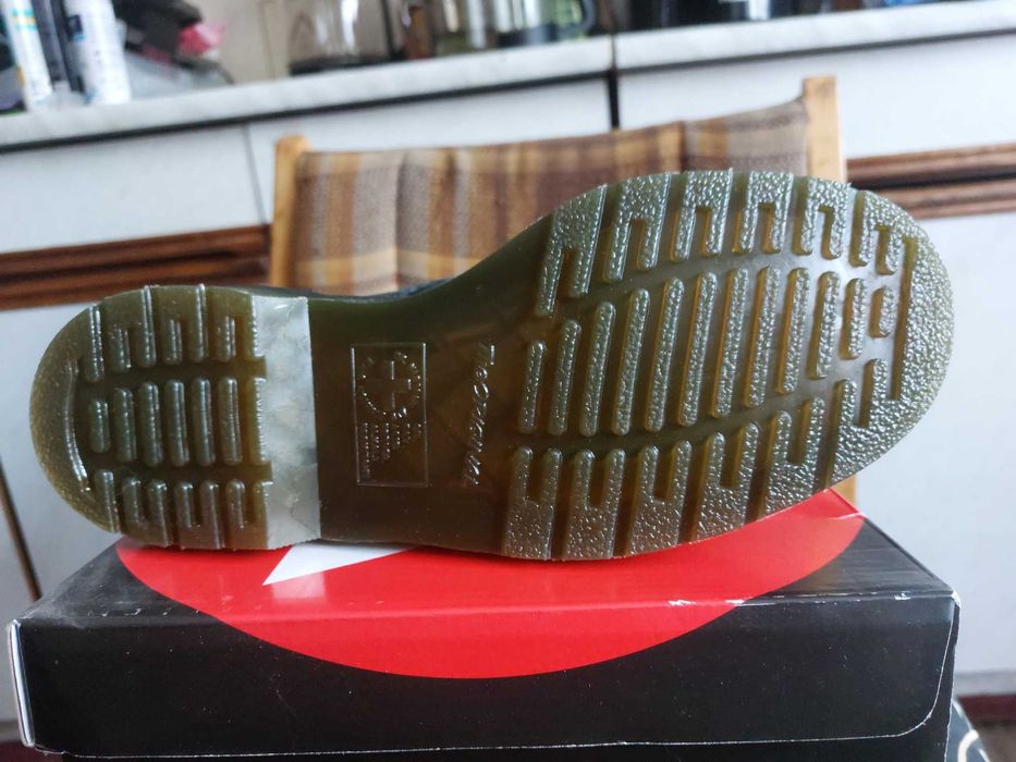 Buty damskie Dr. Martens glany czarne r.38 nowe bez metki stan idealny