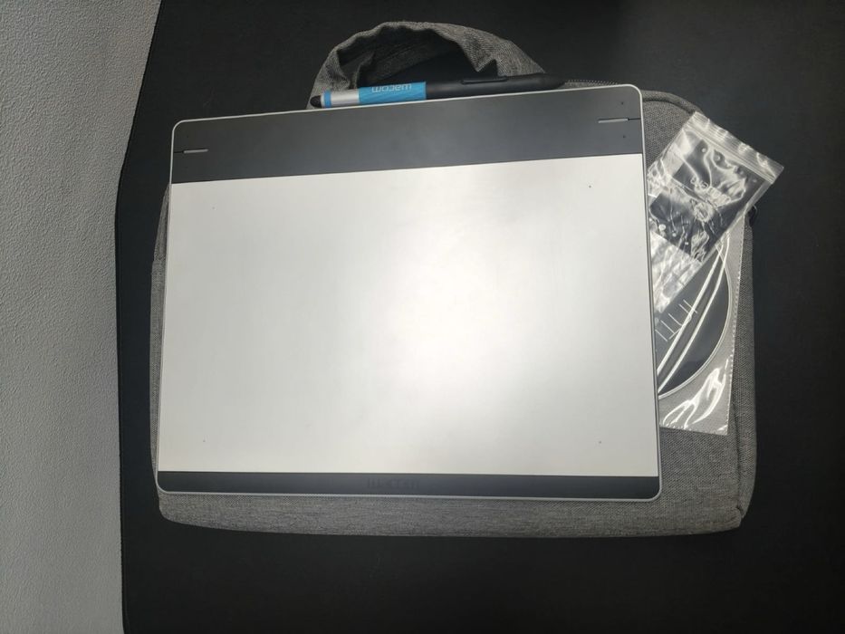 Mesa de desenho da Wacom (LER DESCRIÇÃO)